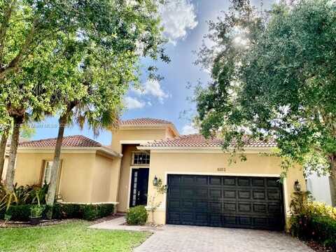 4463 Rainbow Ave, Weston, FL 33332