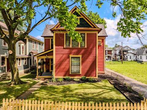 906 E Jackson Street, Muncie, IN 47305