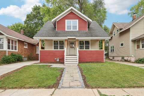 1617 69th St, Kenosha, WI 53143
