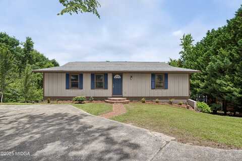 2318 Gwendale Drive E, Lizella, GA 31052