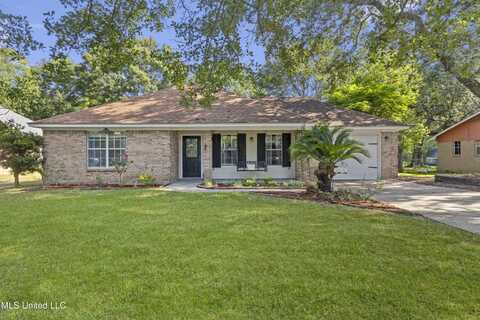 9104 Barnacle Boulevard, Ocean Springs, MS 39564