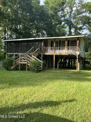 120 Hickory Lane, Lucedale, MS 39452