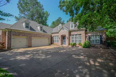 6235 Autumn Oaks Drive, Olive Branch, MS 38654