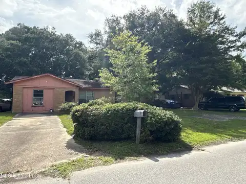 2617 State Street, Gautier, MS 39553