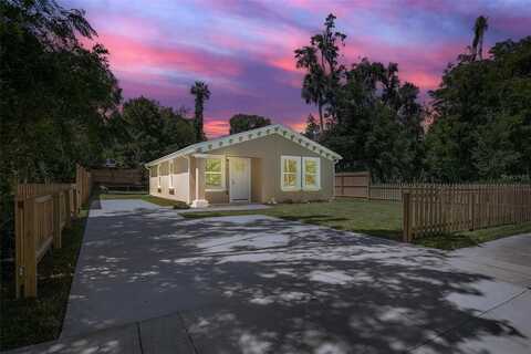 429 W CAROLINA AVENUE, DELAND, FL 32720