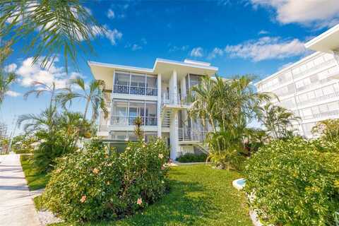 615 10TH AVENUE NE, Saint Petersburg, FL 33701