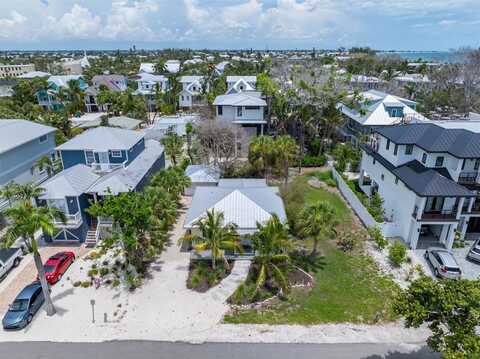 109 MAPLE AVENUE, ANNA MARIA, FL 34216