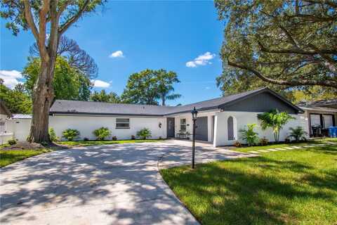 8010 W HIAWATHA STREET, TAMPA, FL 33615
