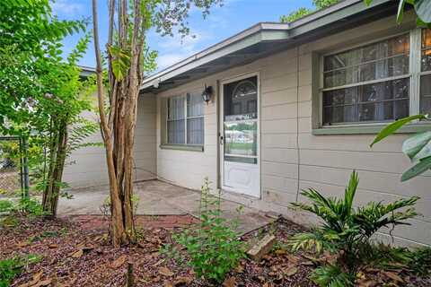6006 AXELROD ROAD, TAMPA, FL 33634