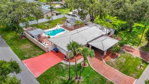 4002 HUDSON TERRACE, TAMPA, FL 33618