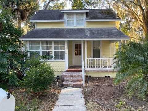 148 W 9TH AVENUE, MOUNT DORA, FL 32757