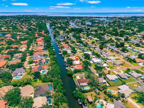 715 45TH AVENUE NE, Saint Petersburg, FL 33703