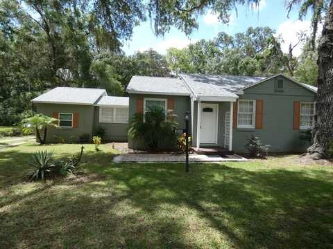 1042 HOWELL AVENUE, BROOKSVILLE, FL 34601