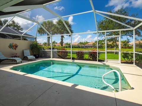 8672 GENOVA Court, Naples, FL 34114