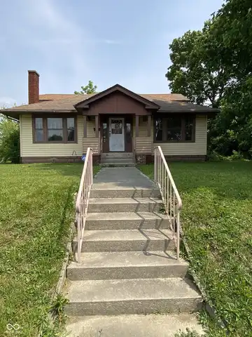 1000 E 8th Street, Muncie, IN 47302