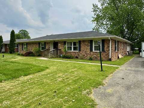 8061 Sycamore Springs Trail, Indianapolis, IN 46239