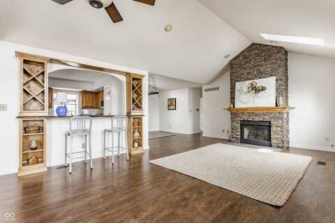 7685 River Road, Indianapolis, IN 46240