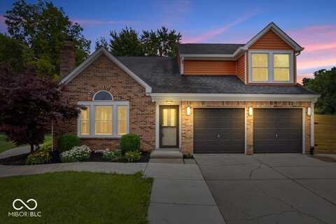 9385 Helmsdale Drive, Indianapolis, IN 46256