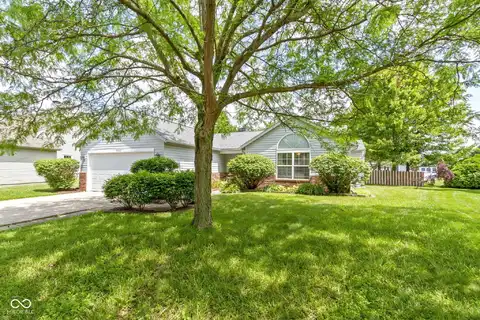 10262 Carmine Drive, Noblesville, IN 46060