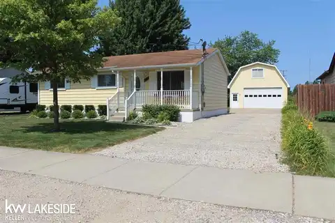 68895 Howard, Richmond, MI 48062