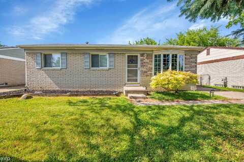 20215 Broadacres, Clinton Township, MI 48035