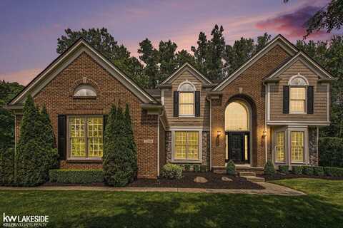 25986 Glenmoor, Novi, MI 48374