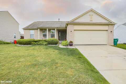 56798 Winding Creek, Macomb, MI 48042