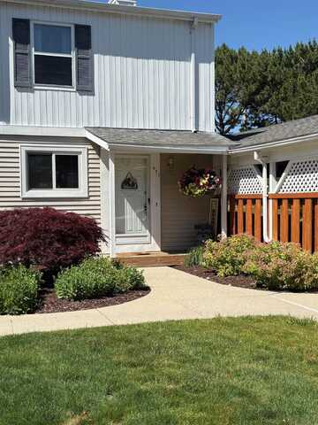 911 E Harbor View, Bay City, MI 48706
