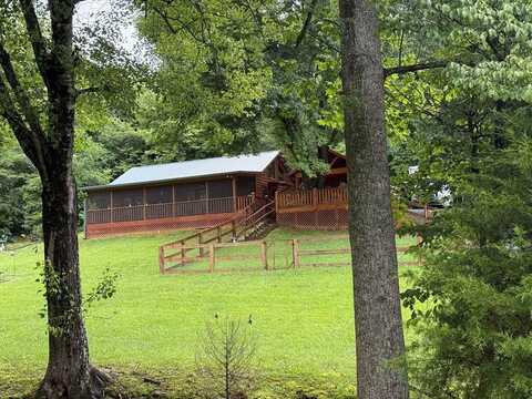 100 Bryant Farm Road, MURPHY, NC 28906