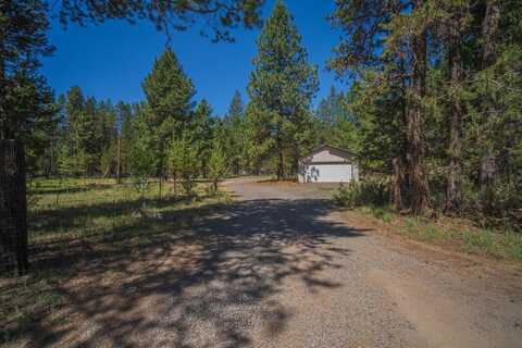 15893 Fir Road, La Pine, OR 97739