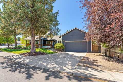 2975 NE Oakley Court, Bend, OR 97701