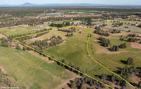 580 SW 67th Street, Redmond, OR 97756