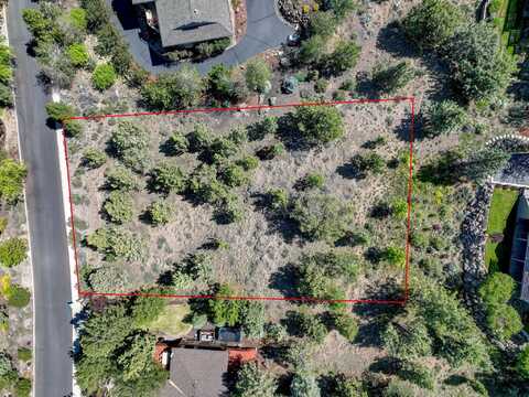 3333 NW Panorama Drive, Bend, OR 97703