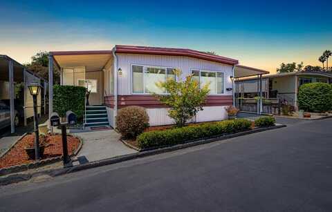 60 Pepperwood WAY 60, SOQUEL, CA 95073