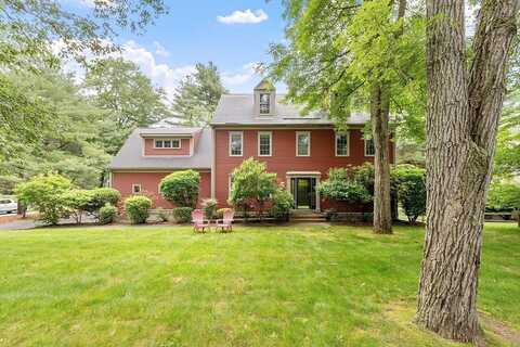 53 Richards Rd, Southborough, MA 01772