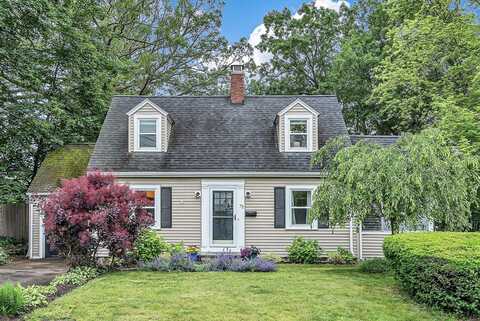 72 Marlboro St, Dedham, MA 02026
