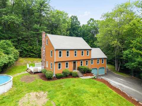 7 Evergreen Cir, Sterling, MA 01564