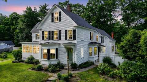 65 W Main St, Groton, MA 01450