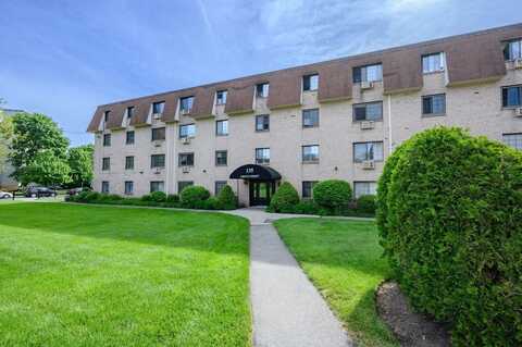 135 Grove St, Rockland, MA 02370