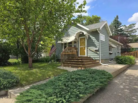 209 University Ave., Minot, ND 58703