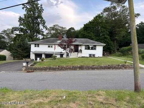 81 Roosevelt Avenue, North Haledon, NJ 07508