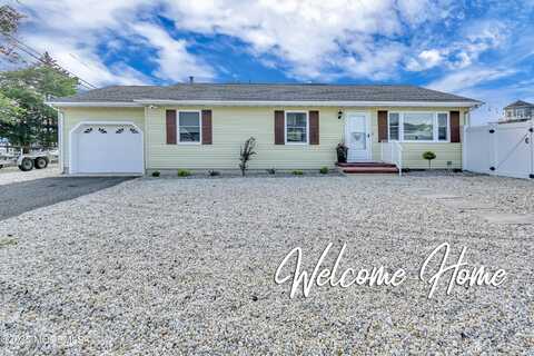 4 Longpoint Drive, Brick, NJ 08723