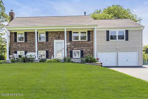 22 Indian Hill Road, Freehold, NJ 07728