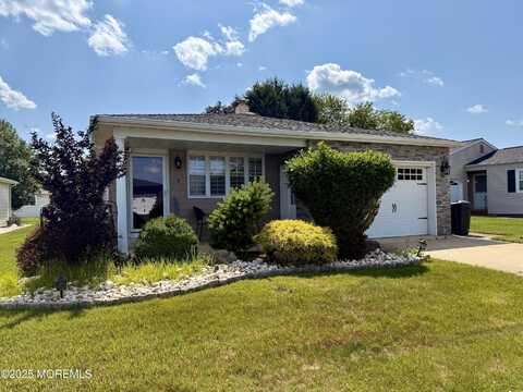 3 Tivoli Street, Toms River, NJ 08757