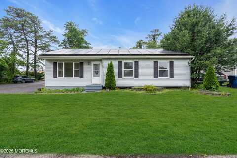 1152 Longboat Avenue, Beachwood, NJ 08722