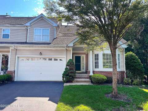 1 Cambridge Court, Eatontown, NJ 07724