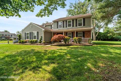 14 Lincolnshire Drive, Manalapan, NJ 07726