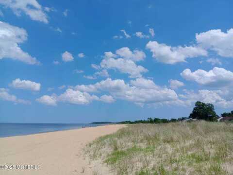 131 Shore Boulevard, Keansburg, NJ 07734