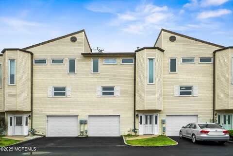 15 Haven Way, Keyport, NJ 07735