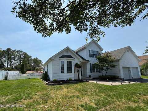 15 Hannah Lee Road, Barnegat, NJ 08005